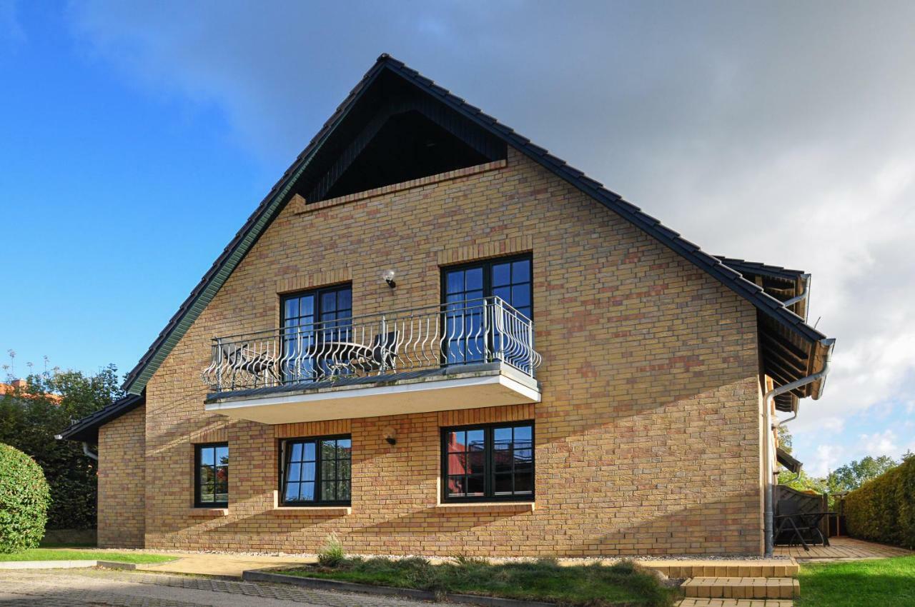 Fewo Am Strand Glowe Exterior photo