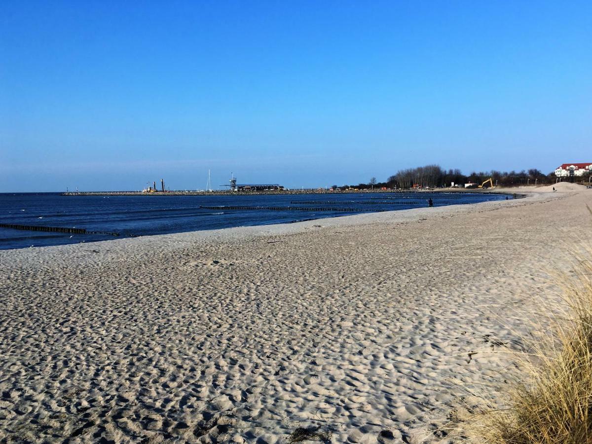Fewo Am Strand Glowe Exterior photo